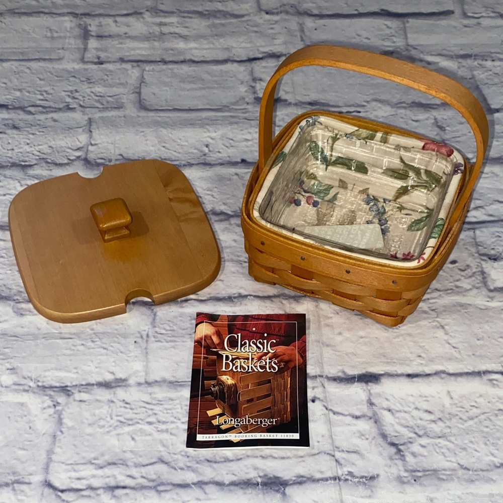 2002 Longaberger Tarragon Booking Basket (11830)